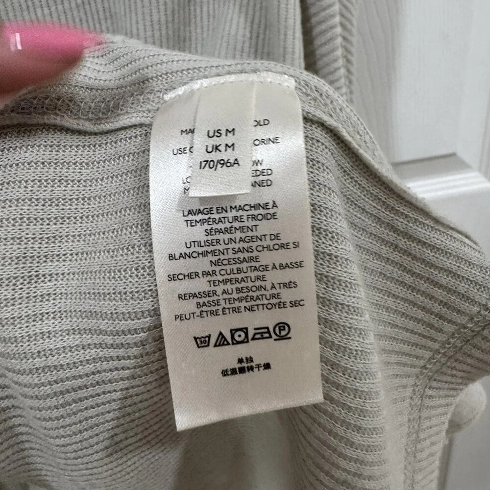 We The Free Sweater Women's Size‎ M Gray Back Slit Cowl Neck Ribbed Long Sleeve